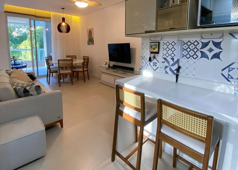 Apartamento no Campeche com 3 dormitórios 1 suíte e 2 vagas: 3ª foto da galeria de imagens do imóvel