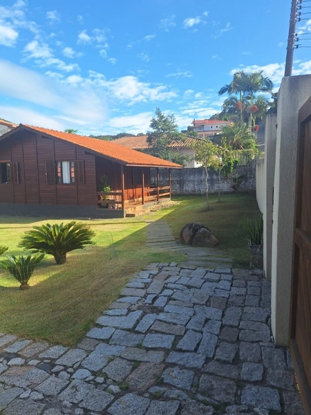 Terreno à venda no Bairro Sambaqui com Área de 720m²: 14ª foto da galeria de imagens do imóvel