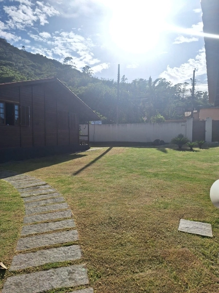 Terreno à venda no Bairro Sambaqui com Área de 720m²: 17ª foto da galeria de imagens do imóvel