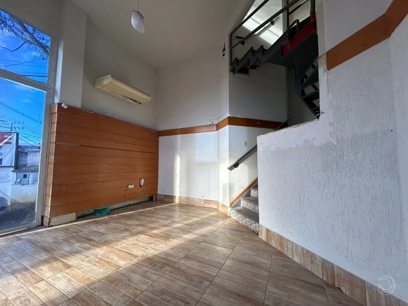 Casa comercial localizada em Córrego Grande com 433m²: 5ª foto da galeria de imagens do imóvel