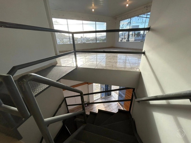Casa comercial localizada em Córrego Grande com 433m²: 11ª foto da galeria de imagens do imóvel