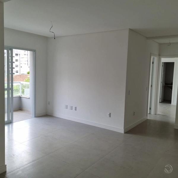 Apartamento na Trindade com 2 dormitórios 1 suíte e 1 vaga: 9ª foto da galeria de imagens do imóvel