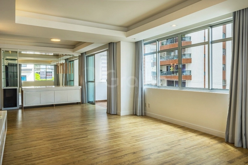 Apartamento no Centro com 3 dormitórios, sendo 1 suíte  2 vagas: 4ª foto da galeria de imagens do imóvel