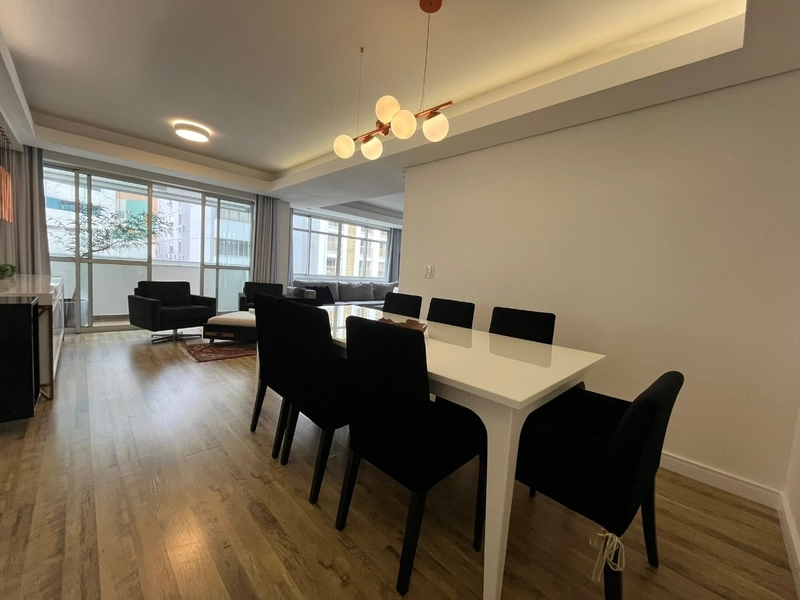 Apartamento no Centro com 3 dormitórios, sendo 1 suíte 2 vagas: 11ª foto da galeria de imagens do imóvel