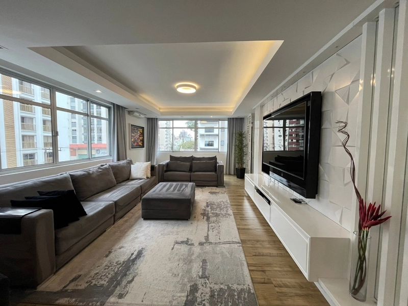 Apartamento no Centro com 3 dormitórios, sendo 1 suíte 2 vagas: 14ª foto da galeria de imagens do imóvel