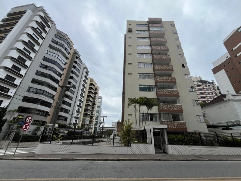 Apartamento no Centro com 3 dormitórios, sendo 1 suíte 2 vagas: 33ª foto da galeria de imagens do imóvel
