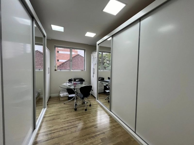 Apartamento no Centro com 3 dormitórios, sendo 1 suíte 2 vagas: 17ª foto da galeria de imagens do imóvel