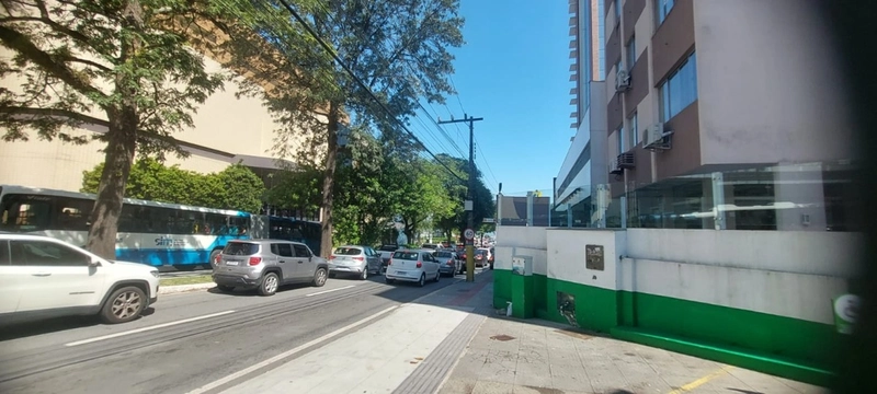 Apartamento no Centro com 2 dormitórios e 1 vaga - 91,53 m²: 2ª foto da galeria de imagens do imóvel