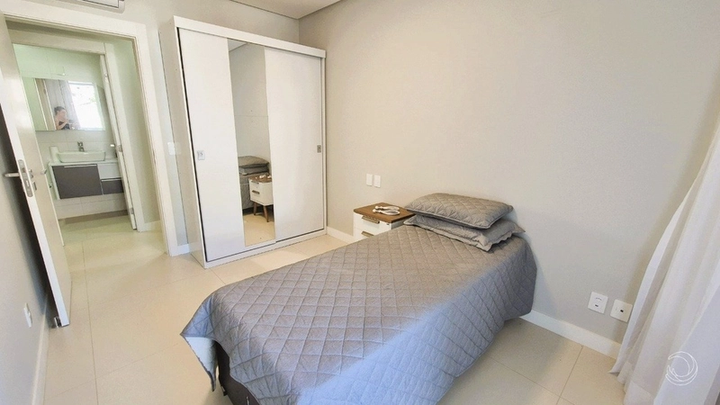 Apartamento no Centro mobiliado com 2 dormitórios 1 suíte e 1 vaga: 9ª foto da galeria de imagens do imóvel