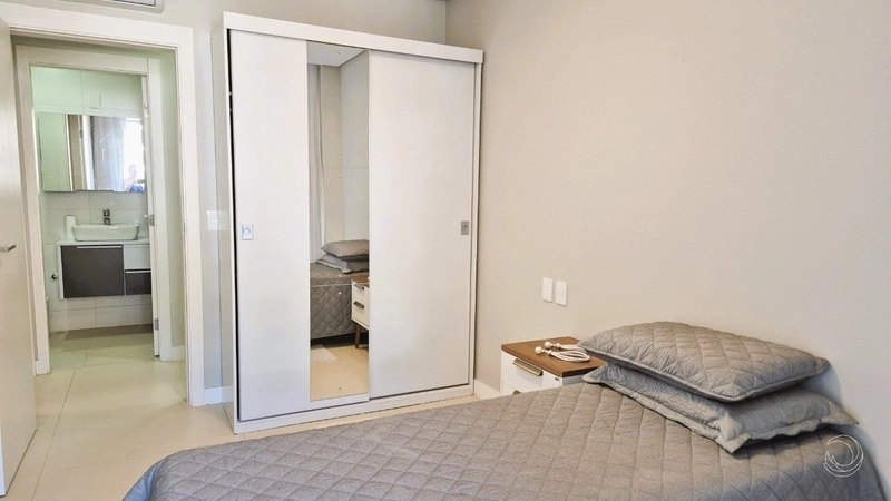 Apartamento no Centro mobiliado com 2 dormitórios 1 suíte e 1 vaga: 11ª foto da galeria de imagens do imóvel