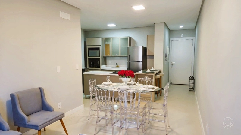 Apartamento no Centro mobiliado com 2 dormitórios 1 suíte e 1 vaga: 1ª foto da galeria de imagens do imóvel