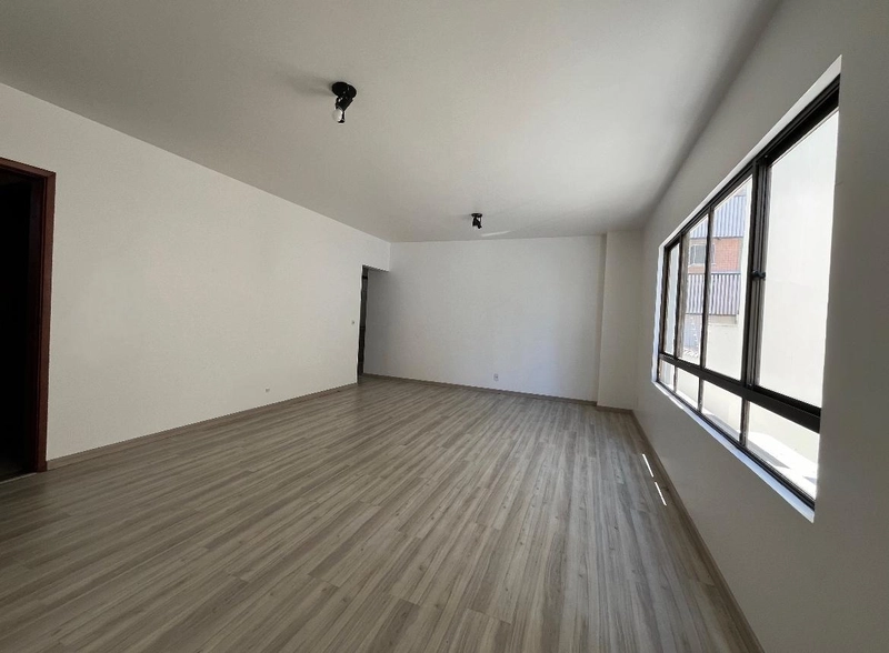 Apartamento no |Centro com e dormitórios com 1 suíte e 1 vaga: 2ª foto da galeria de imagens do imóvel