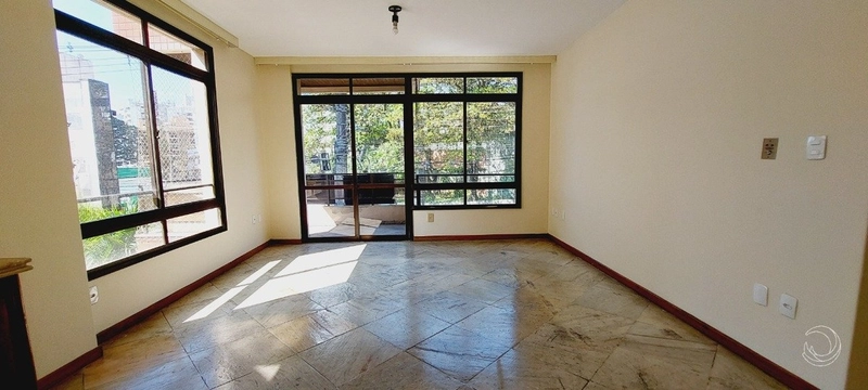 Apartamento no Centro com 4 dormitórios, sendo 2 suítes com 2 vagas: 5ª foto da galeria de imagens do imóvel