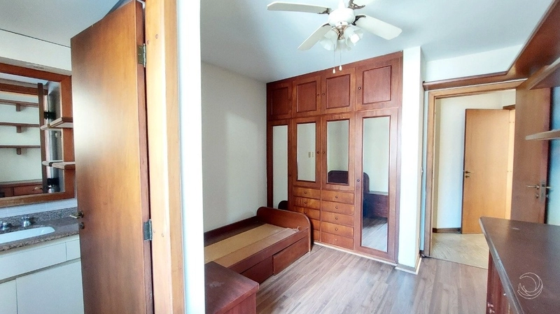 Apartamento no Centro com 4 dormitórios, sendo 2 suítes com 2 vagas: 14ª foto da galeria de imagens do imóvel