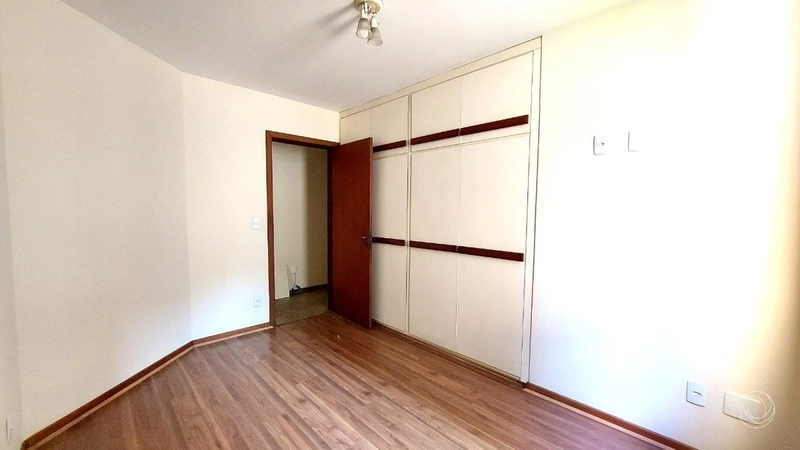 Apartamento no Centro com 4 dormitórios, sendo 2 suítes com 2 vagas: 17ª foto da galeria de imagens do imóvel
