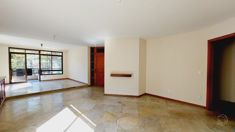 Apartamento no Centro com 4 dormitórios, sendo 2 suítes com 2 vagas: 4ª foto da galeria de imagens do imóvel