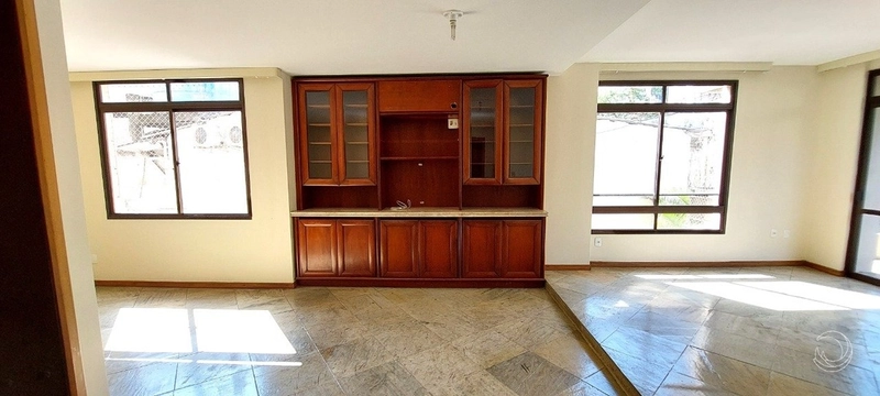 Apartamento no Centro com 4 dormitórios, sendo 2 suítes com 2 vagas: 10ª foto da galeria de imagens do imóvel