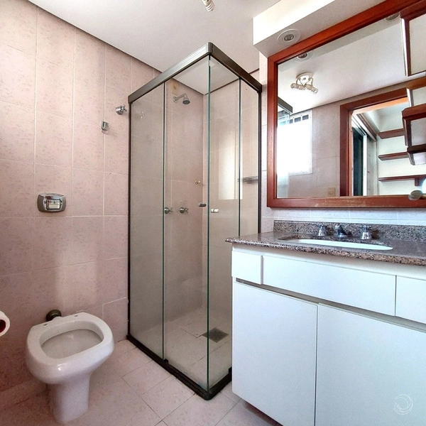 Apartamento no Centro com 4 dormitórios, sendo 2 suítes com 2 vagas: 15ª foto da galeria de imagens do imóvel