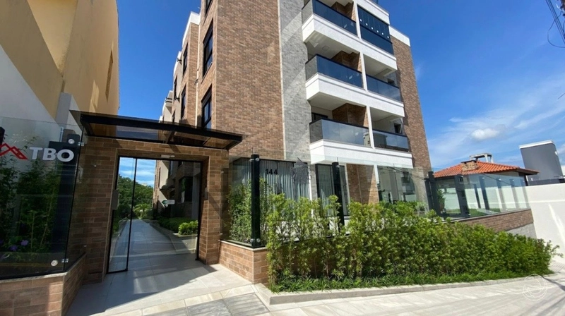 Apartamento em Coqueiros novo com 2 dormitórios 1 suíte e 2 vagas: 2ª foto da galeria de imagens do imóvel
