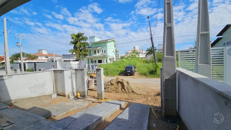Casa nova no bairro Carianos, com 03 dormitórios, sendo 01 suíte: 23ª foto da galeria de imagens do imóvel