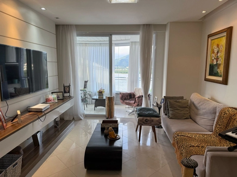 Apartamento vista Mar no João Paulo com 4 dormitórios 3 S e 2 vagas: 4ª foto da galeria de imagens do imóvel