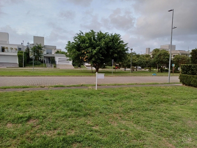 Terreno em Jurere internacional a venda com 591 m² de área: 11ª foto da galeria de imagens do imóvel