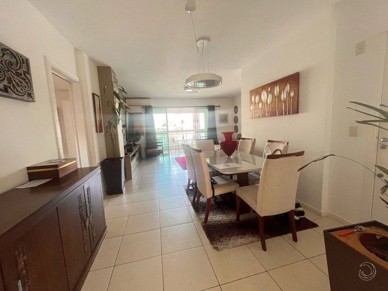 Apartamento na Agronômica com 3 dormitórios, sendo 2 suíte e 2 vagas: 5ª foto da galeria de imagens do imóvel