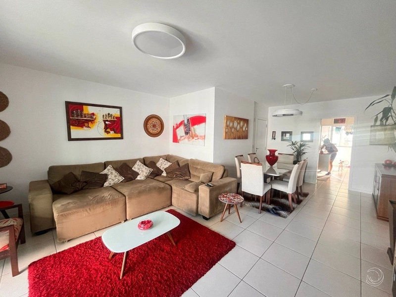 Apartamento na Agronômica com 3 dormitórios, sendo 2 suíte e 2 vagas: 3ª foto da galeria de imagens do imóvel