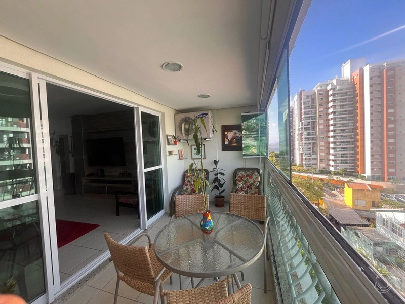 Apartamento na Agronômica com 3 dormitórios, sendo 2 suíte e 2 vagas: 7ª foto da galeria de imagens do imóvel