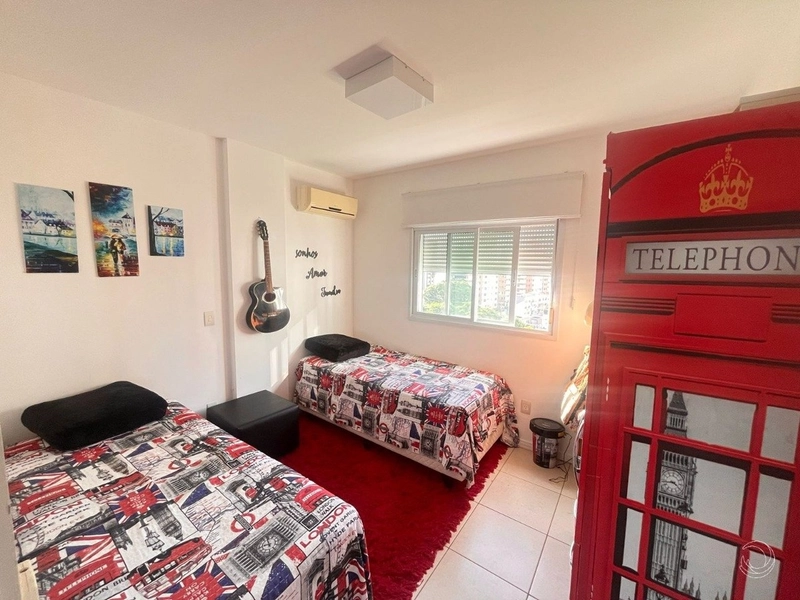 Apartamento na Agronômica com 3 dormitórios, sendo 2 suíte e 2 vagas: 15ª foto da galeria de imagens do imóvel