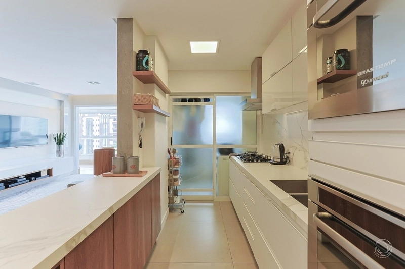 Apartamento na Agronômica com 3 dormitórios, sendo 1 suíte, 2 vagas: 12ª foto da galeria de imagens do imóvel