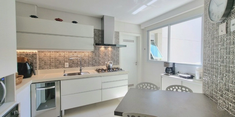 Apartamento no Itacurubi com 4 dormitórios sendo 1 suíte e 2 vaga: 10ª foto da galeria de imagens do imóvel