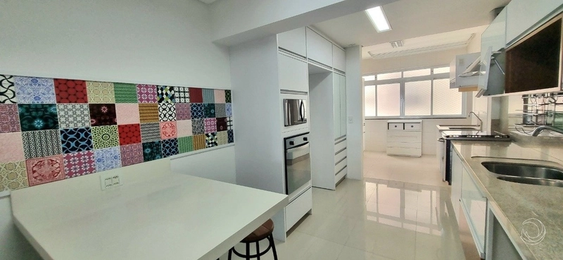 Apartamento na Beira Mar com 3 dormitórios, sendo 1 suítes e 1 vaga: 9ª foto da galeria de imagens do imóvel