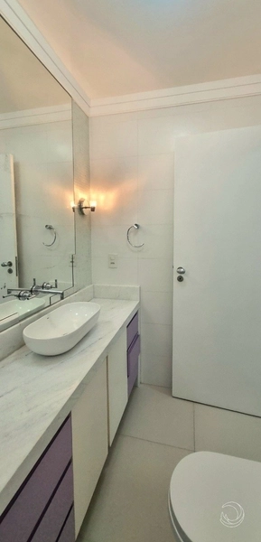 Apartamento na Beira Mar com 3 dormitórios, sendo 1 suítes e 1 vaga: 16ª foto da galeria de imagens do imóvel