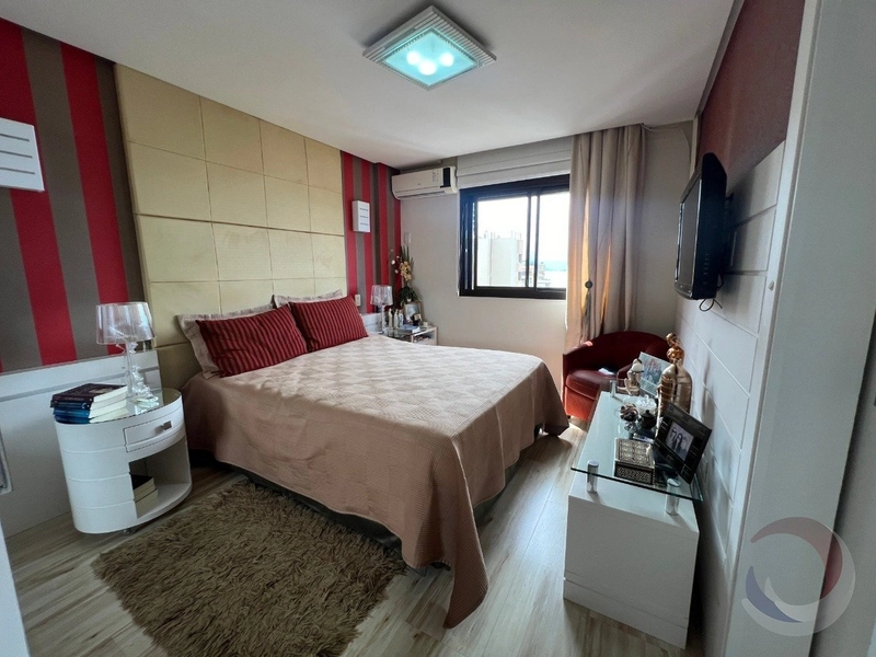 Cobertura no Centro com 2 dormitórios 2 suíte e 3 vagas - 268²: 23ª foto da galeria de imagens do imóvel