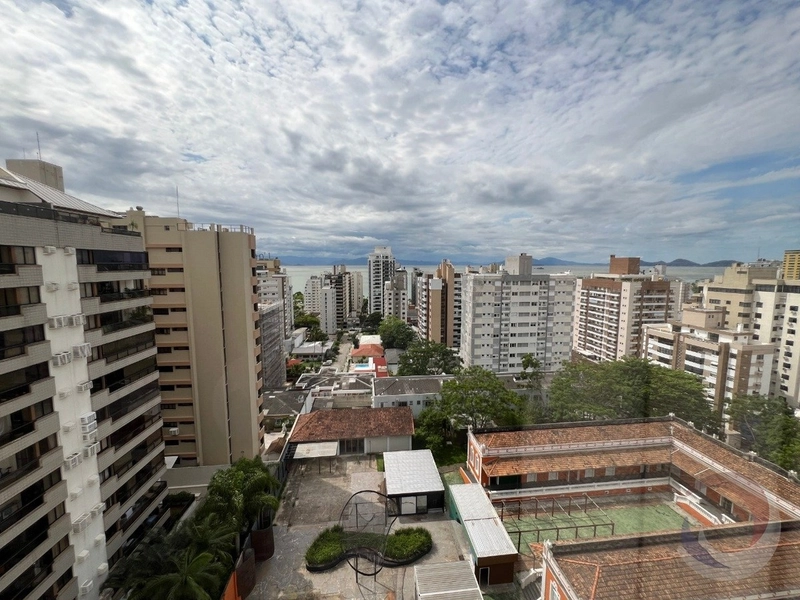 Cobertura no Centro com 2 dormitórios 2 suíte e 3 vagas - 268²: 38ª foto da galeria de imagens do imóvel