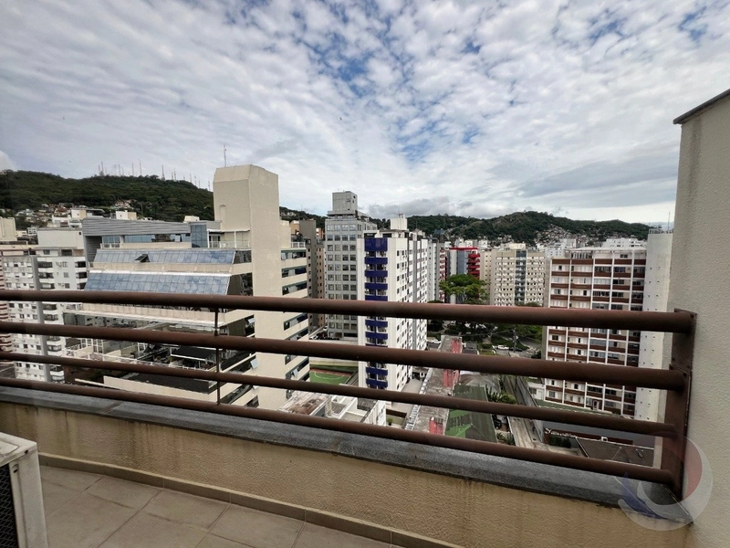Cobertura no Centro com 2 dormitórios 2 suíte e 3 vagas - 268²: 10ª foto da galeria de imagens do imóvel