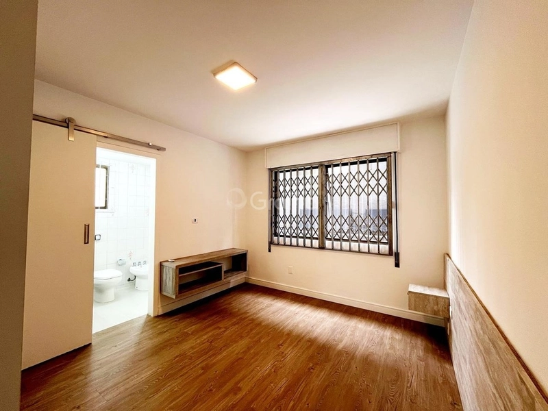 Apartamento no Centro com 3 dormitórios 1 suíte e 2 vagas - 104m²: 13ª foto da galeria de imagens do imóvel