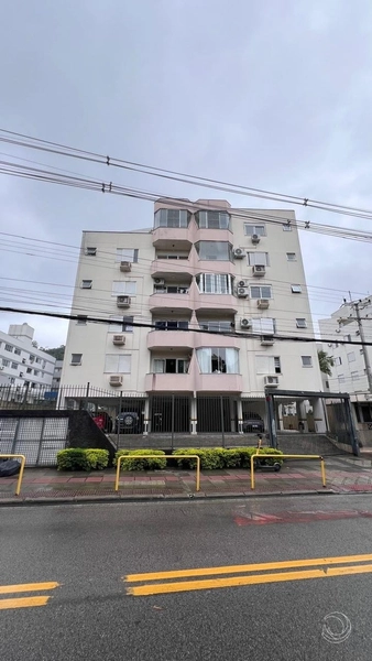 Apartamento no Córrego Grande com 3 dormitórios, sendo 1 suíte e 2 vgs: 28ª foto da galeria de imagens do imóvel