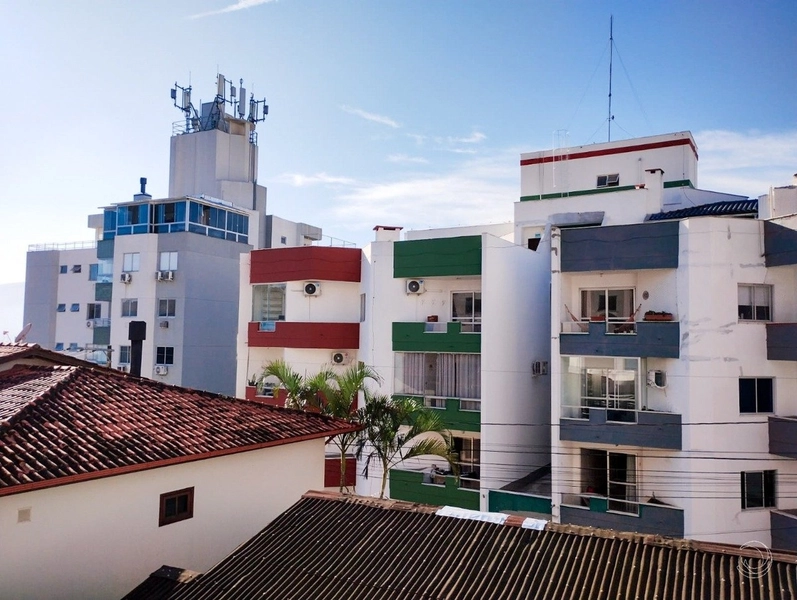 Apartamento a venda na Carvoeira com 2 dormitórios e 2 vagas: 18ª foto da galeria de imagens do imóvel