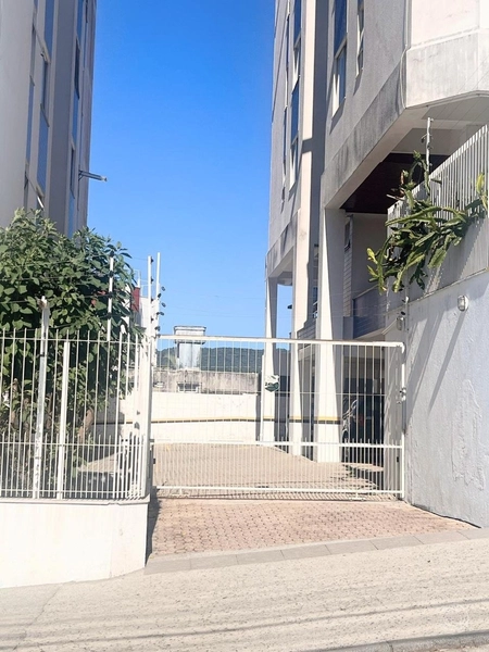 Apartamento a venda na Carvoeira com 2 dormitórios e 2 vagas: 16ª foto da galeria de imagens do imóvel