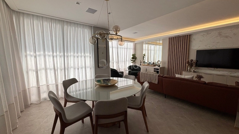 Apartamento na Beira Mar de frente com 4 dormitórios sendo 4 suítes: 4ª foto da galeria de imagens do imóvel