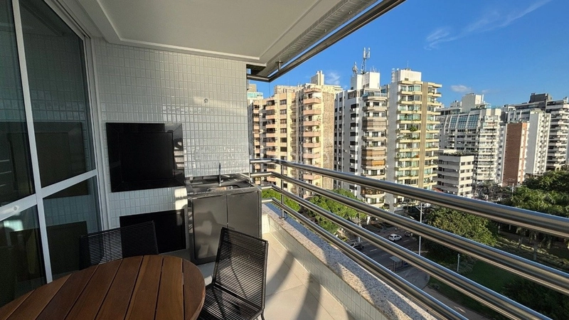 Apartamento na Beira Mar de frente com 4 dormitórios sendo 4 suítes: 18ª foto da galeria de imagens do imóvel