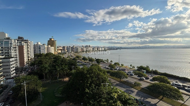 Apartamento na Beira Mar de frente com 4 dormitórios sendo 4 suítes: 31ª foto da galeria de imagens do imóvel