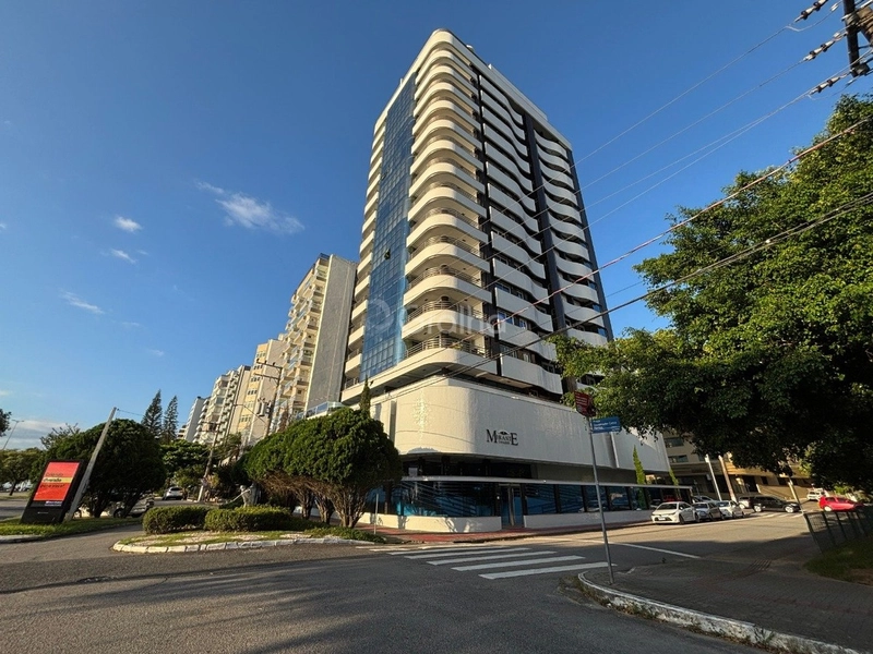 Apartamento na Beira Mar de frente com 4 dormitórios sendo 4 suítes: 40ª foto da galeria de imagens do imóvel
