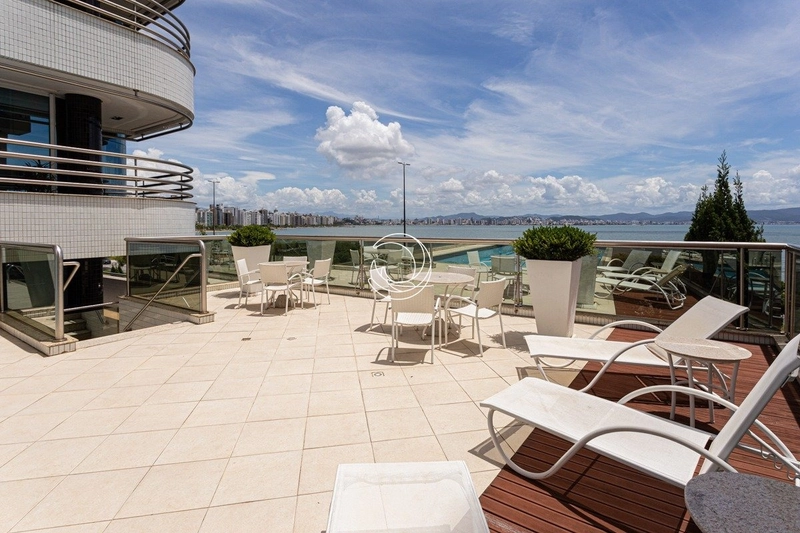 Apartamento na Beira Mar de frente com 4 dormitórios sendo 4 suítes: 26ª foto da galeria de imagens do imóvel