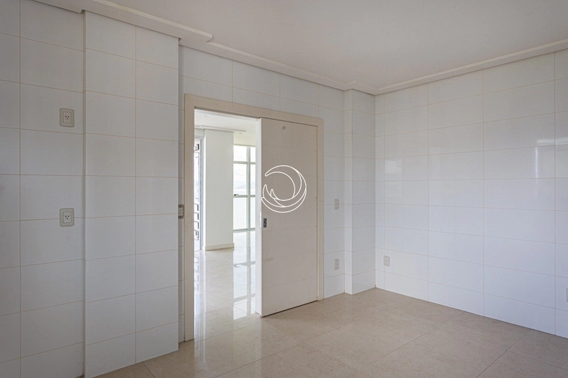 Apartamento na Beira Mar de frente com 4 dormitórios sendo 4 suítes: 18ª foto da galeria de imagens do imóvel