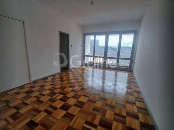 Apartamento a venda em Coqueiros com 3 dormitórios e 1 vaga: 2ª foto da galeria de imagens do imóvel