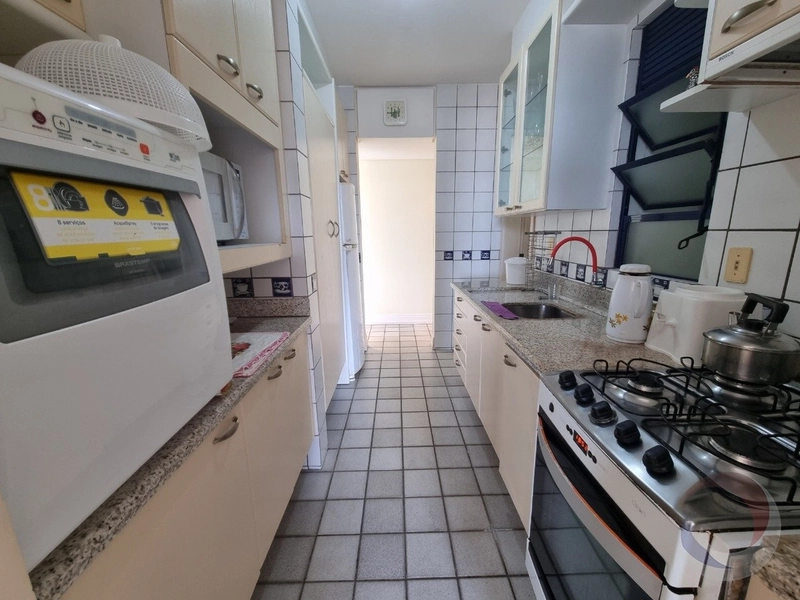 Apartamento Vista Mar em Canasvieiras com 3 dormitórios 1 suíte e 2v: 31ª foto da galeria de imagens do imóvel
