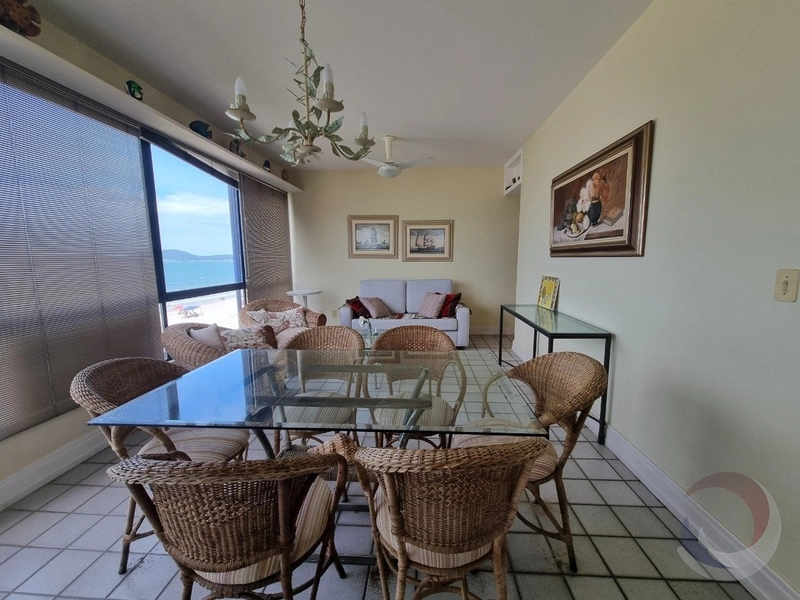 Apartamento Vista Mar em Canasvieiras com 3 dormitórios 1 suíte e 2v: 3ª foto da galeria de imagens do imóvel